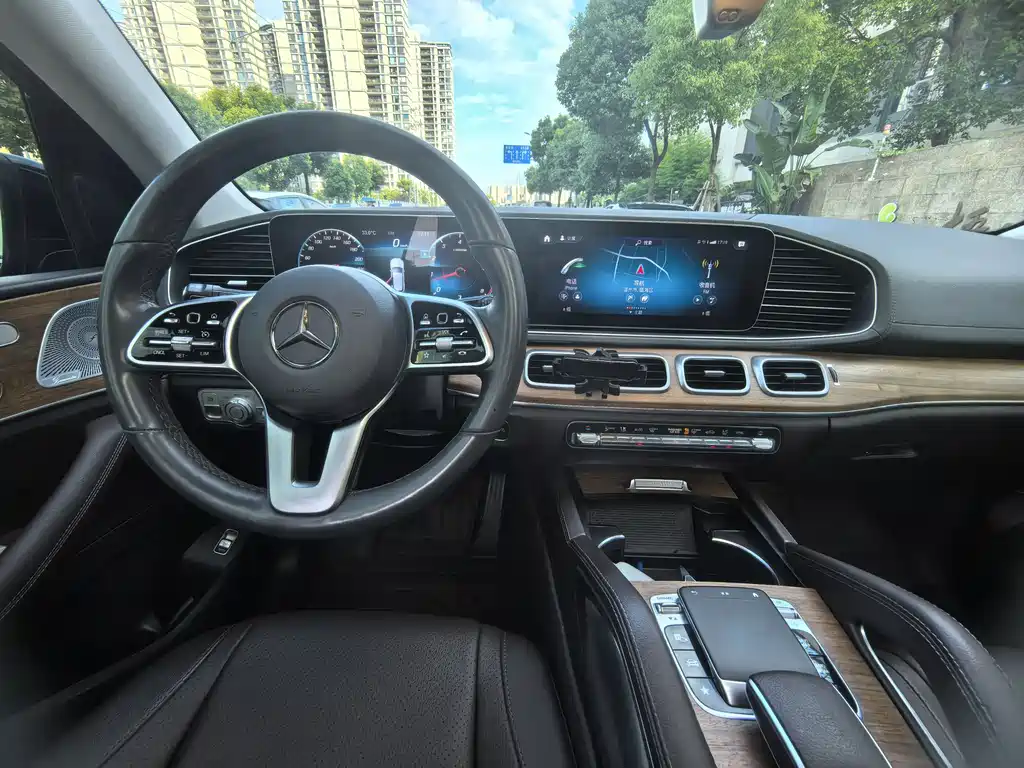 Mercedes-Benz GLE 2020 — фото 11