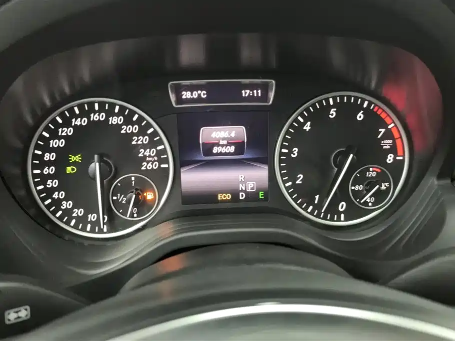 Mercedes-Benz A-Class 2014 — фото 14