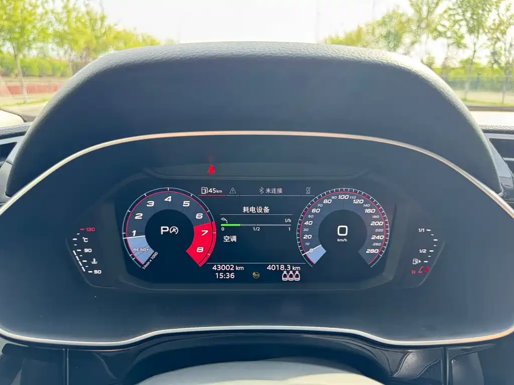 Audi Q3 2022 — фото 14