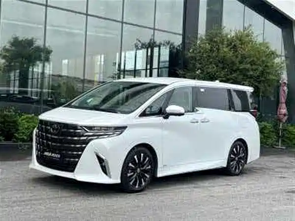Toyota Alphard 2024