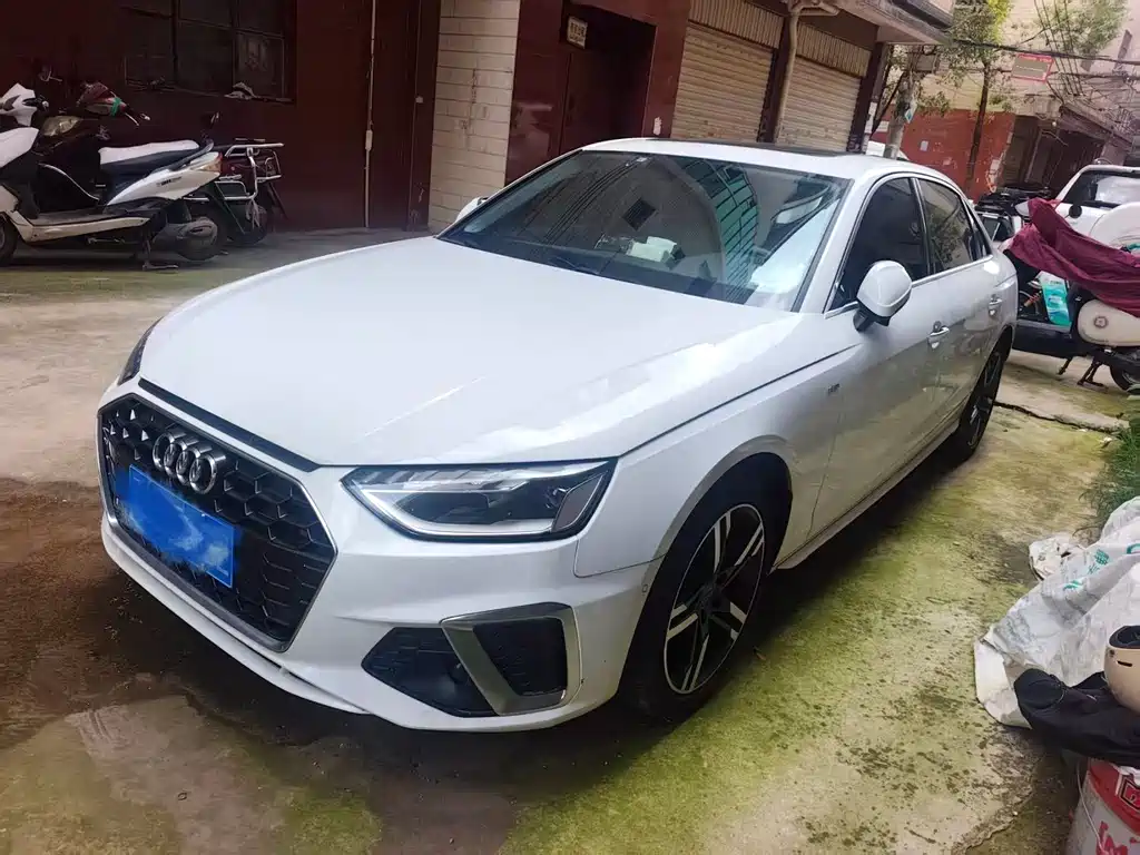 Audi A4L 2020