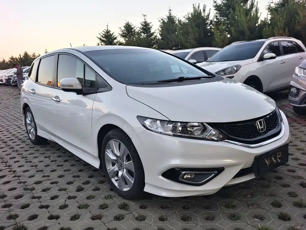 Honda Jade 2016 — фото 3