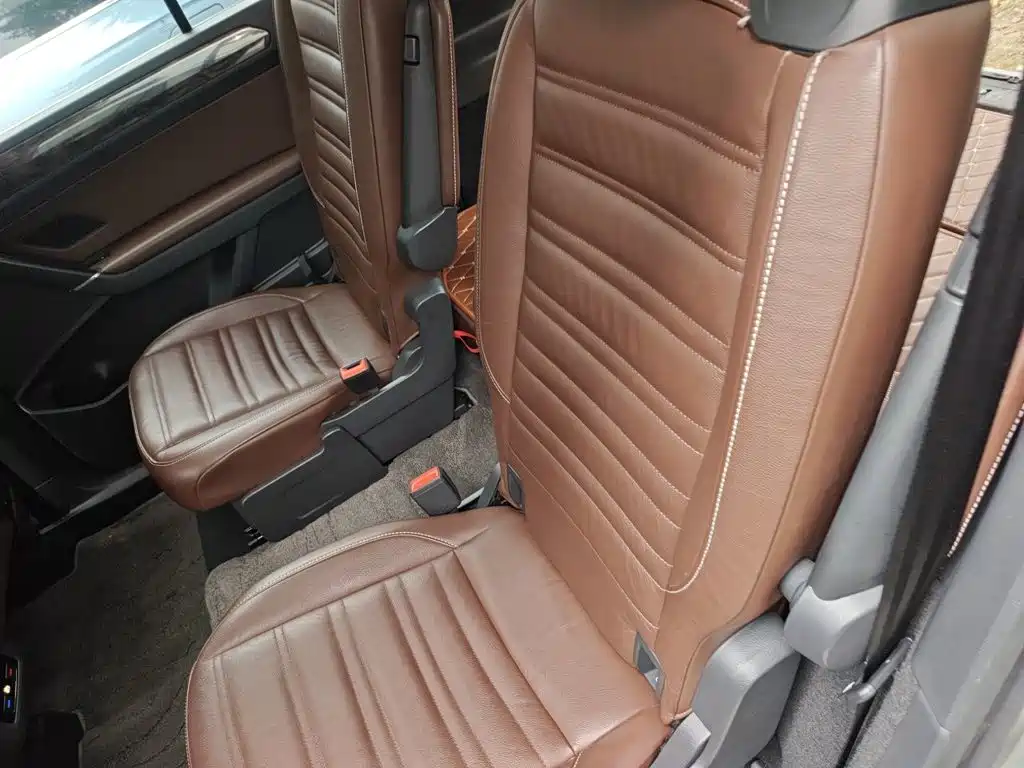 Volkswagen Touran 2016 — фото 15