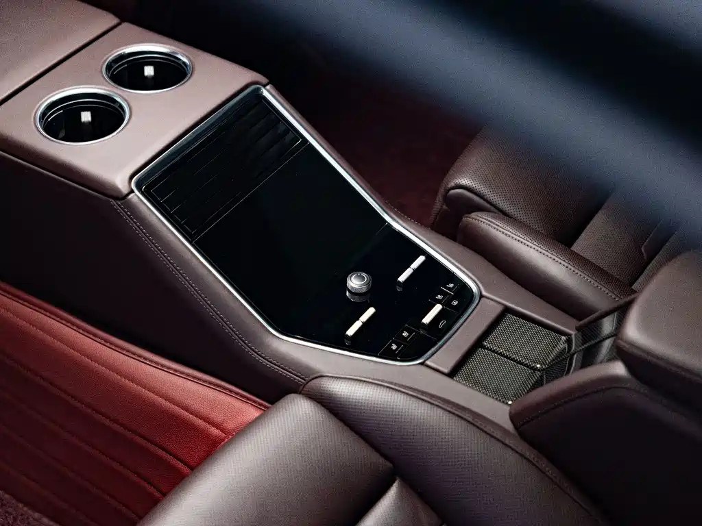 Porsche Panamera 2021 — фото 15