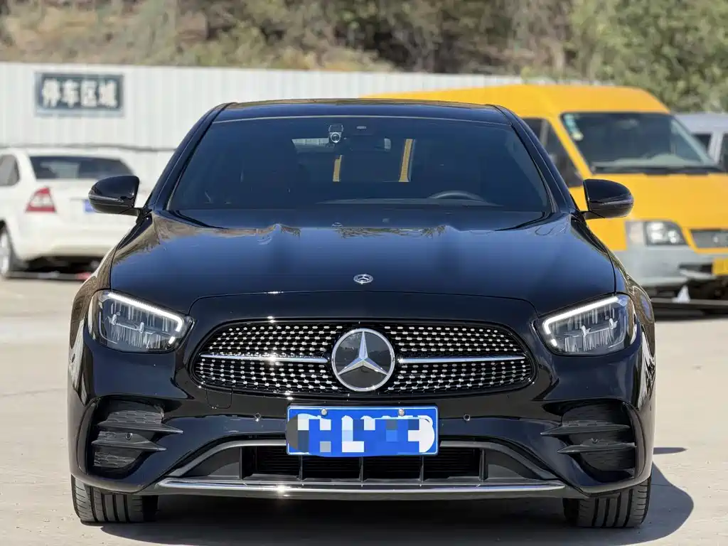 Mercedes-Benz E-Class 2021