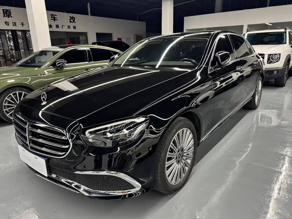 Mercedes-Benz E-Class 2023