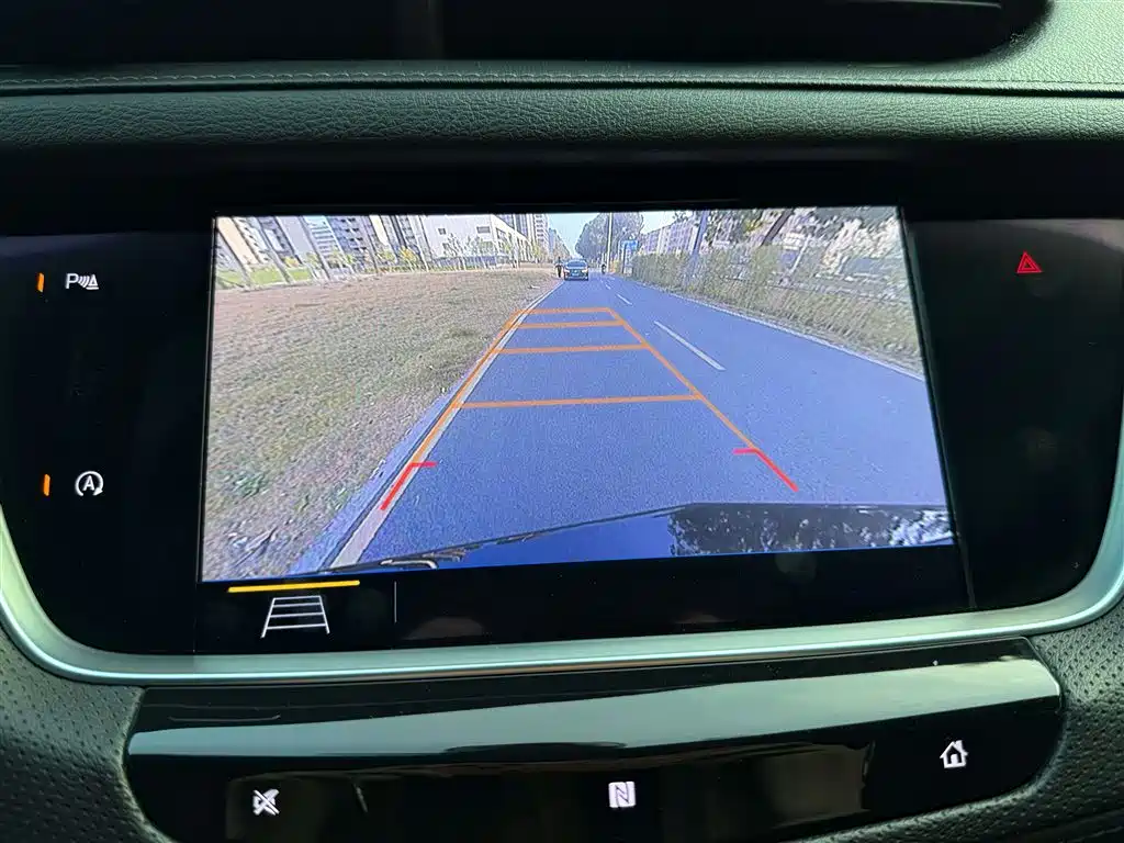 Cadillac XT5 2020 — фото 14