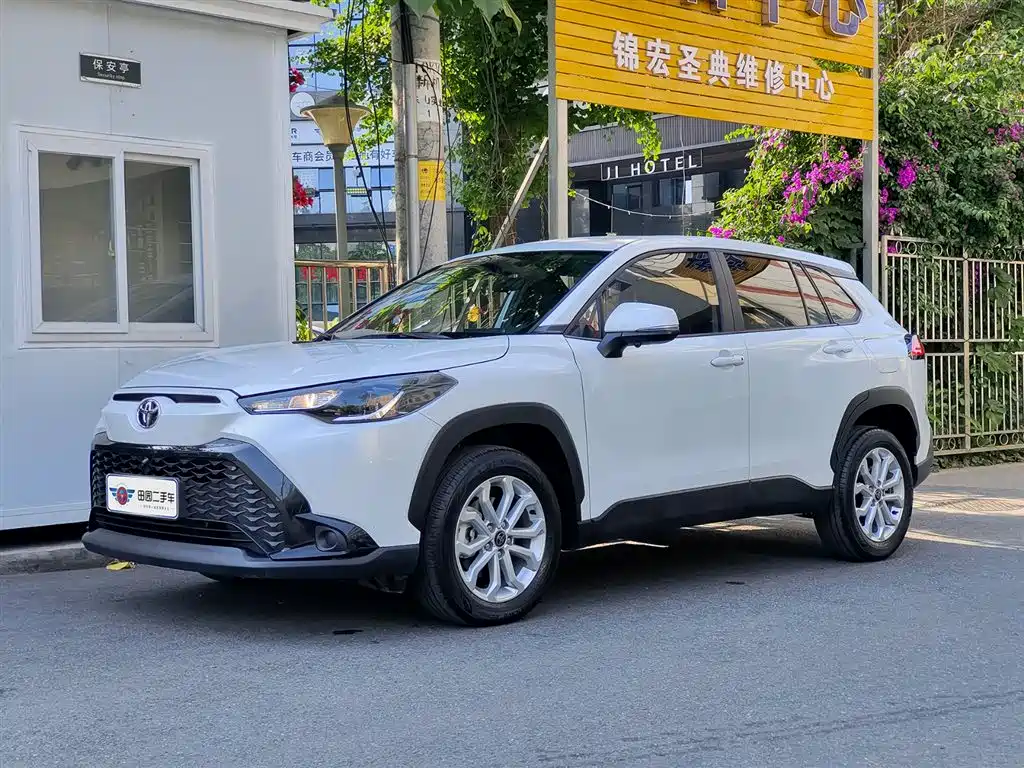 Toyota Wildlander 2023 — фото 1