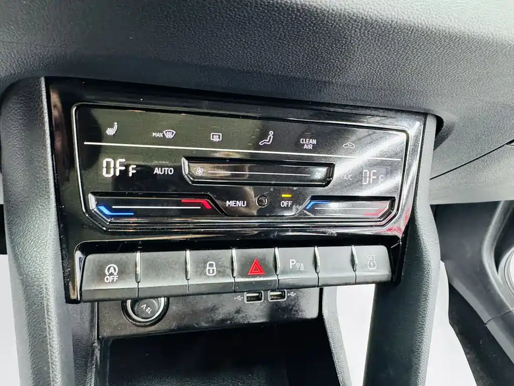 Skoda Karoq 2023 — фото 6