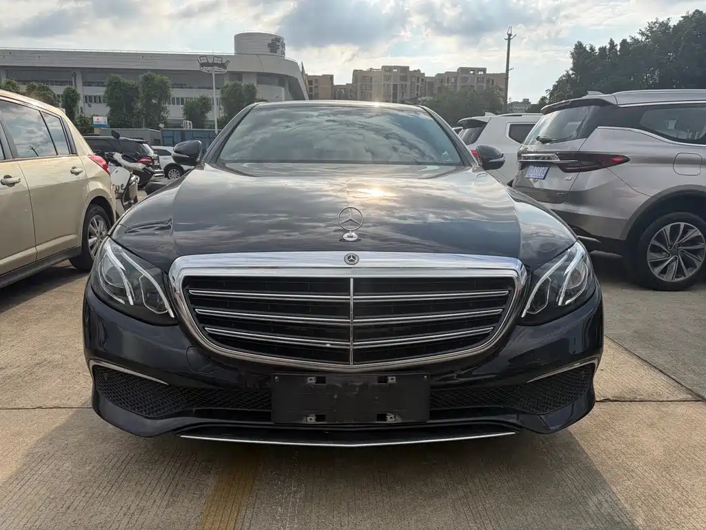 Mercedes-Benz E-Class 2019