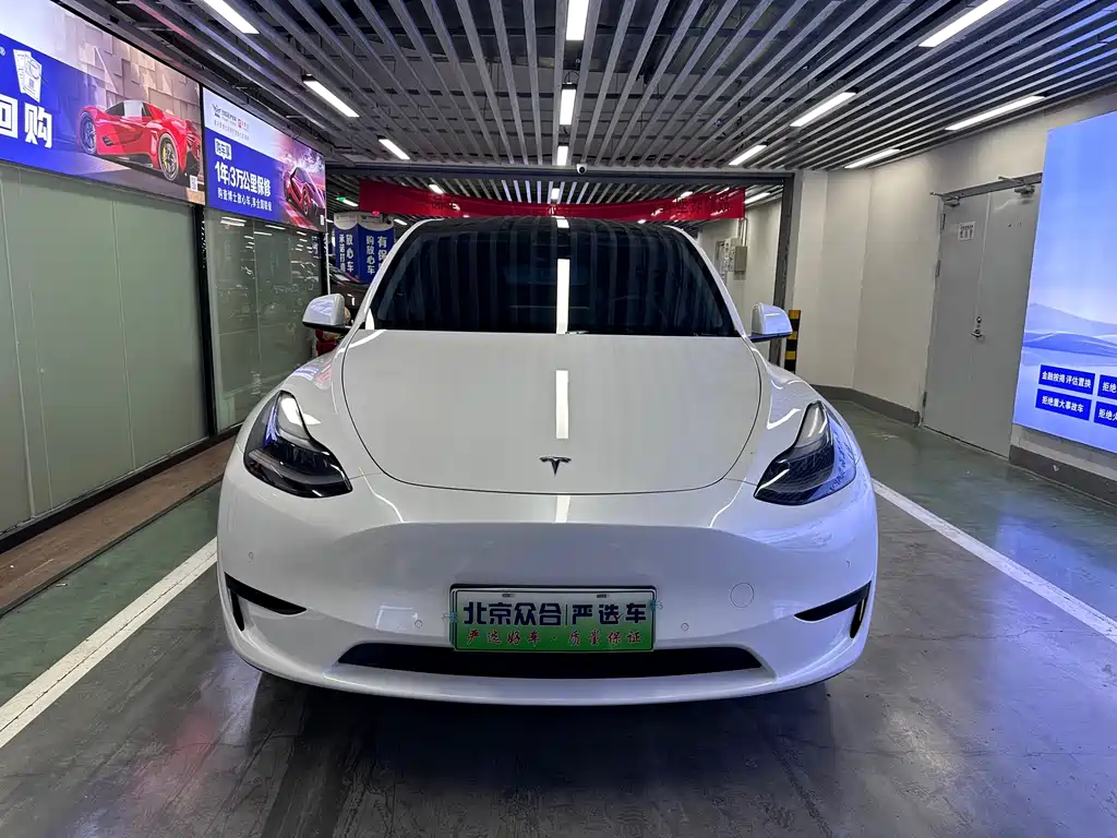 Tesla Model Y 2022 — фото 2