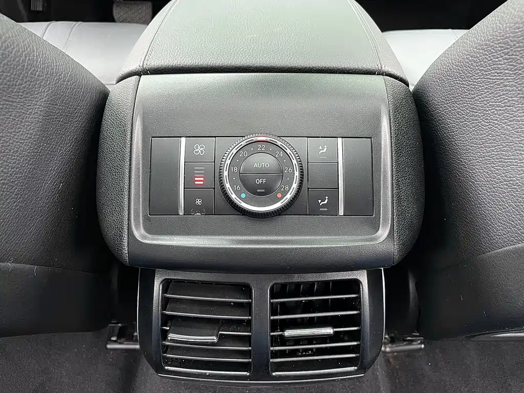 Mercedes-Benz R-Class 2018 — фото 15
