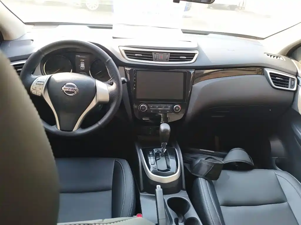 Nissan Qashqai 2016 — фото 10