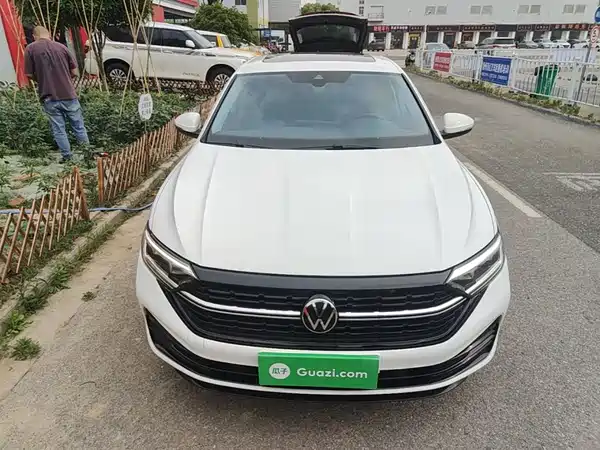Volkswagen Sagitar 2023