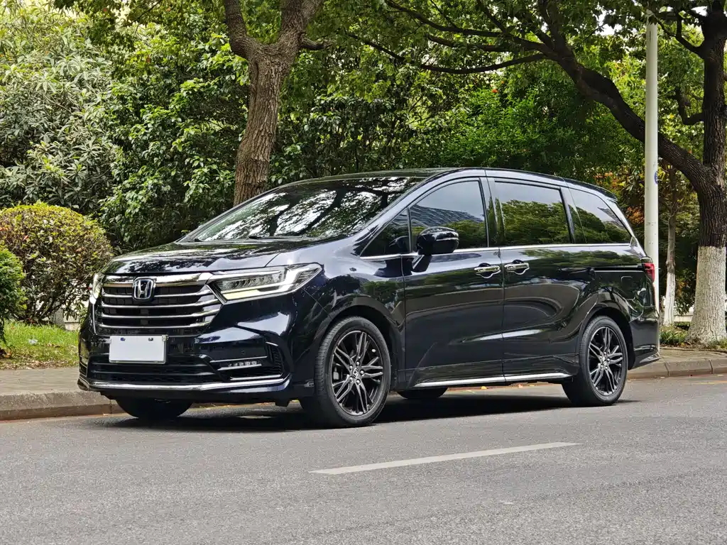 Honda Odyssey 2023 — фото 1