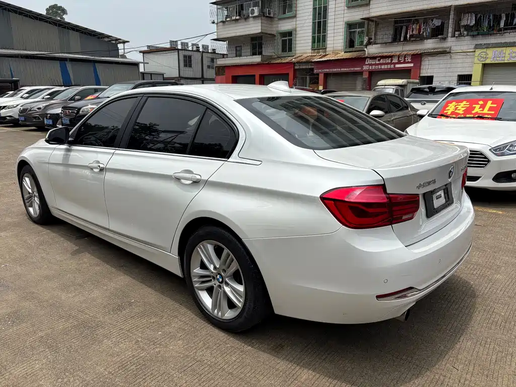 BMW 3 Series 2016 — фото 9