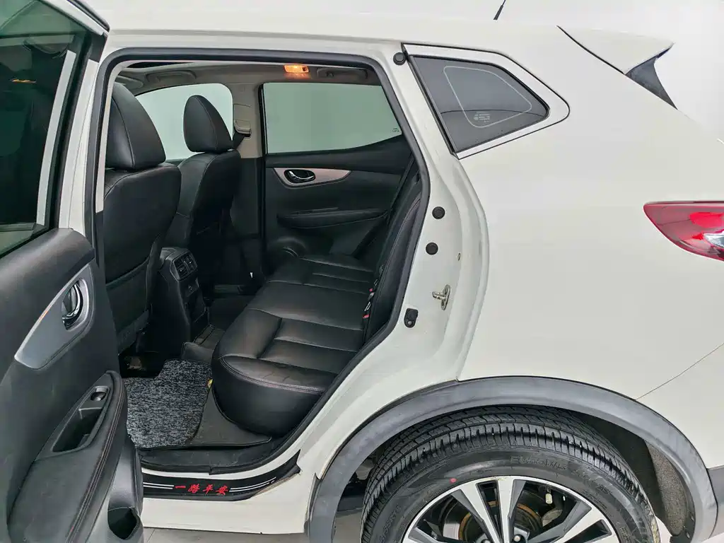 Nissan Qashqai 2021 — фото 11