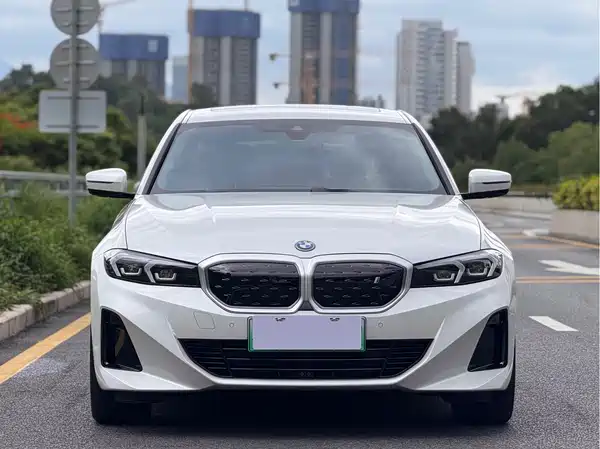 BMW i3 2024