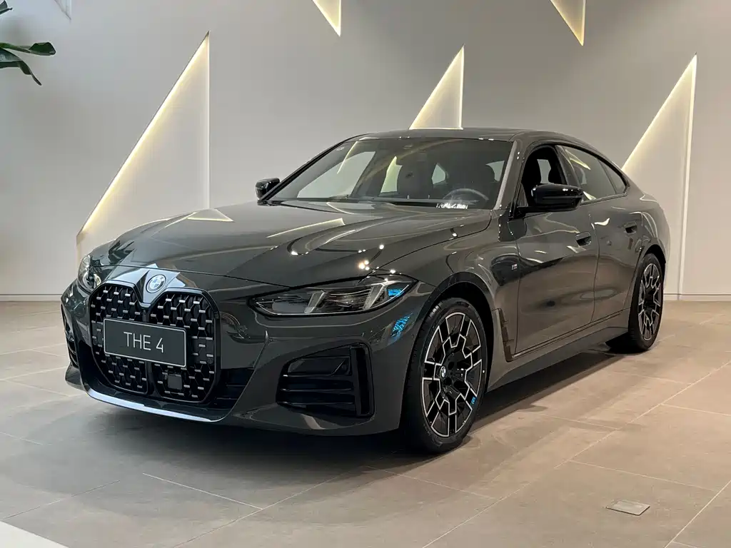 BMW 4 Series — фото 1