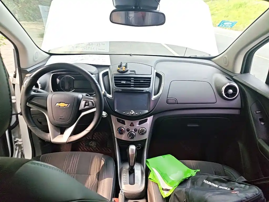 Chevrolet Trax 2016 — фото 10