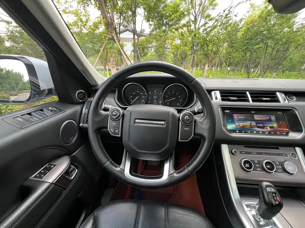 Land Rover Sport 2017 — фото 12