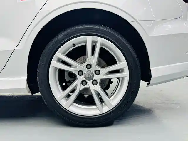 Audi A3 2020 — фото 13