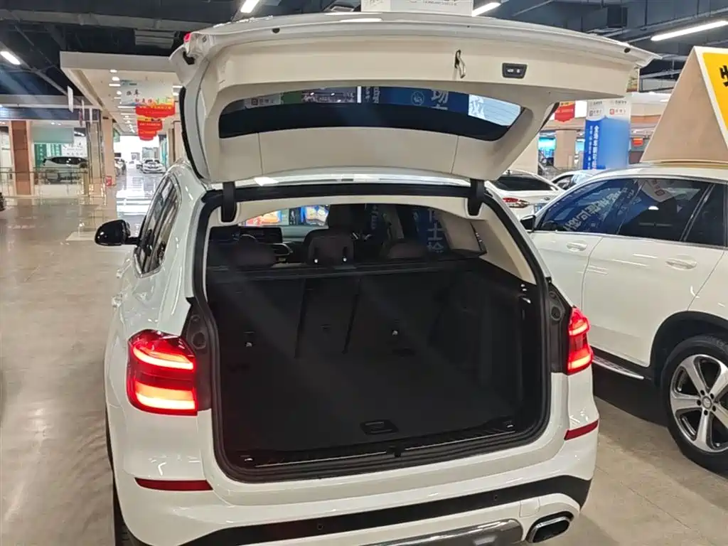BMW X3 2019 — фото 19