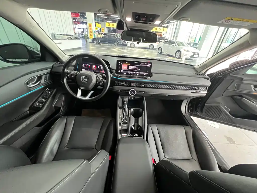 Honda Accord 2023 — фото 13
