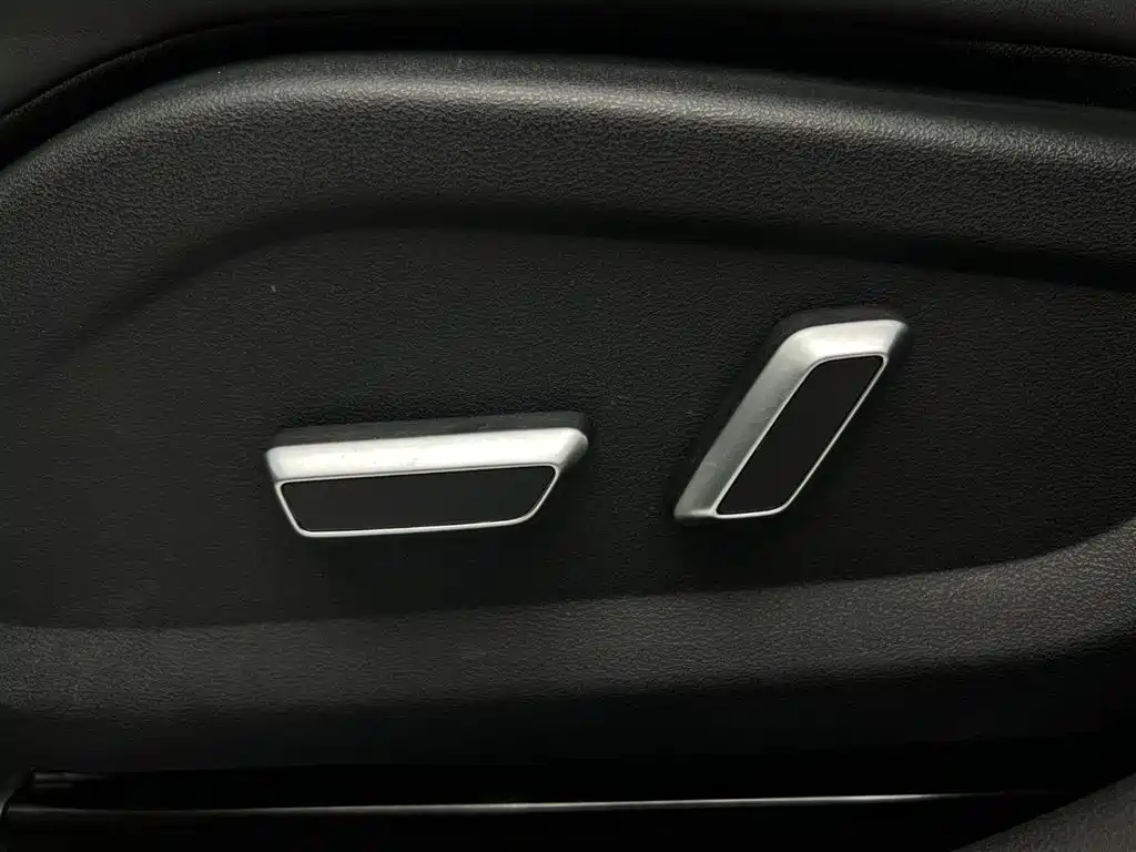 Geely Emgrand S 2021 — фото 13