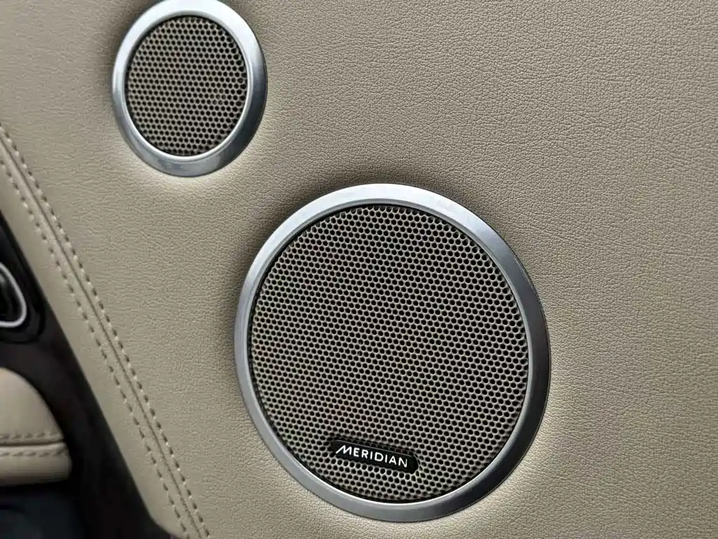 Land Rover Range Rover 2022 — фото 9