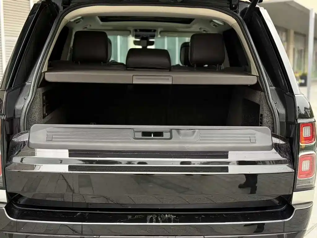 Land Rover Range Rover 2022 — фото 11