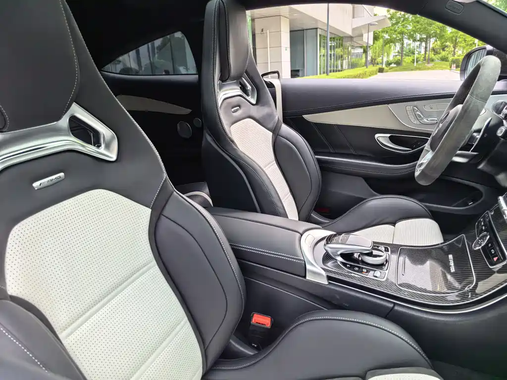 Mercedes-Benz C-Class AMG 2018 — фото 28