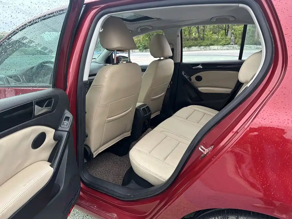 Volkswagen Golf 2012