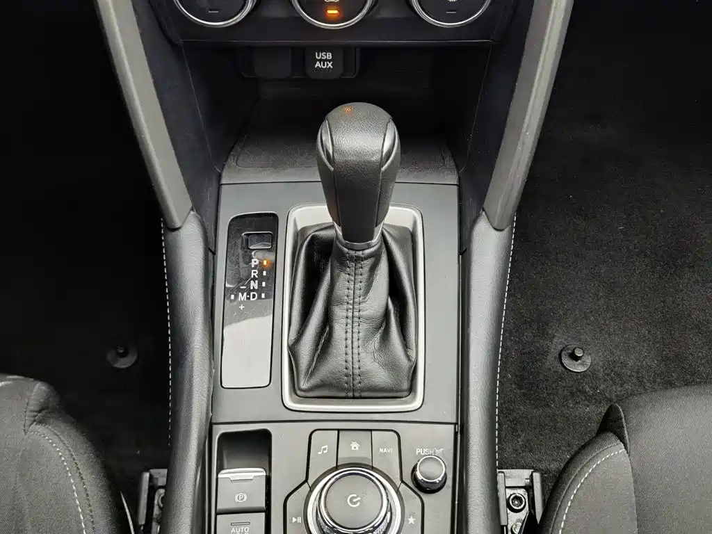 Mazda CX-4 2016 — фото 13