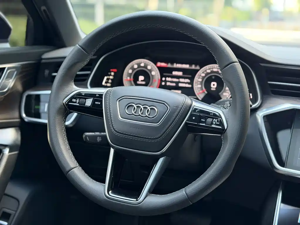 Audi A6L 2023 — фото 8