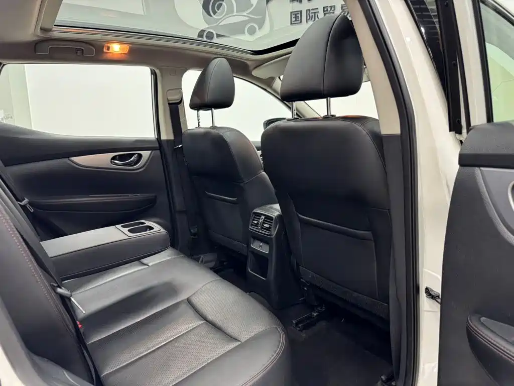 Nissan Qashqai 2022 — фото 8