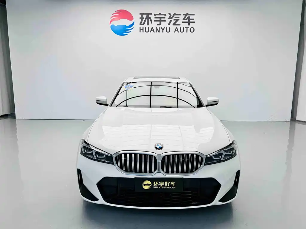 BMW 3 Series 2023 — фото 2