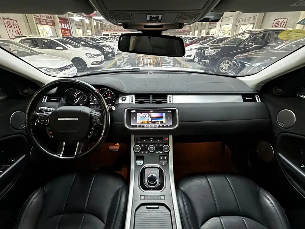Land Rover Evoque 2018 — фото 14