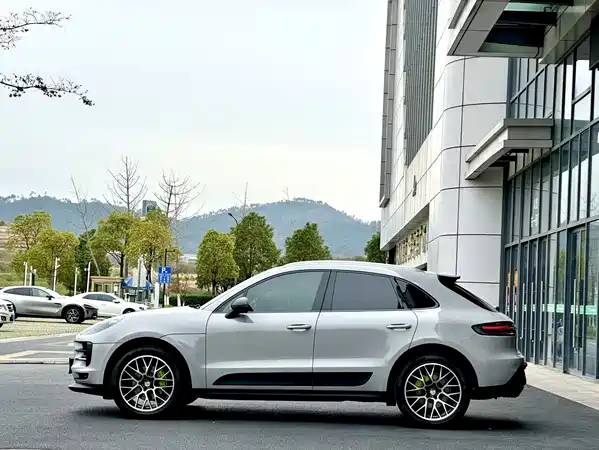 Porsche Macan 2018