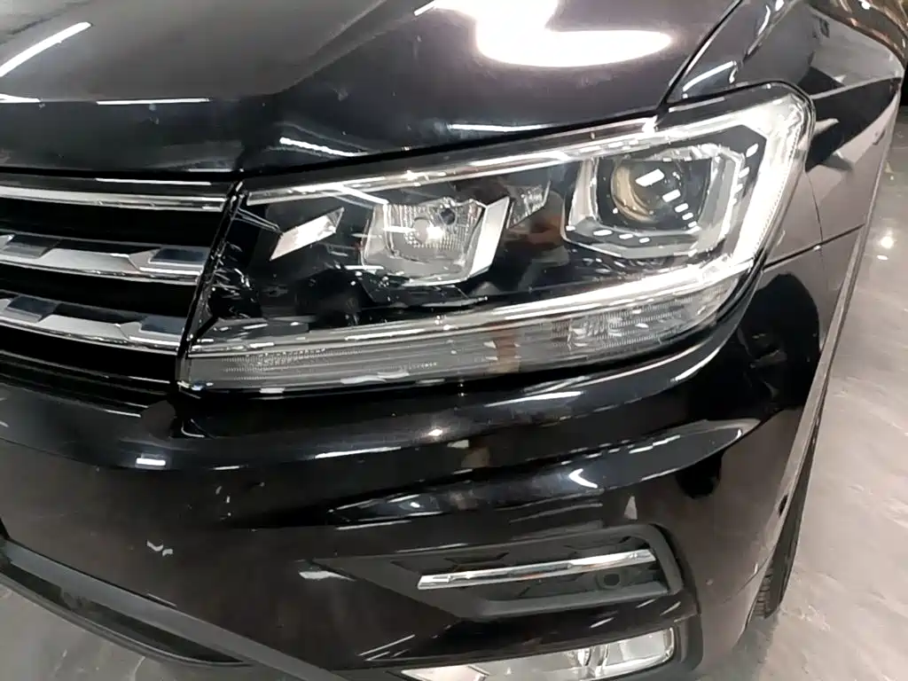 Volkswagen Tiguan L 2020 — фото 24