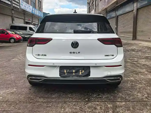 Volkswagen Golf 2020