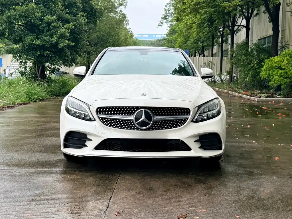 Mercedes-Benz C-Class 2019 — фото 4