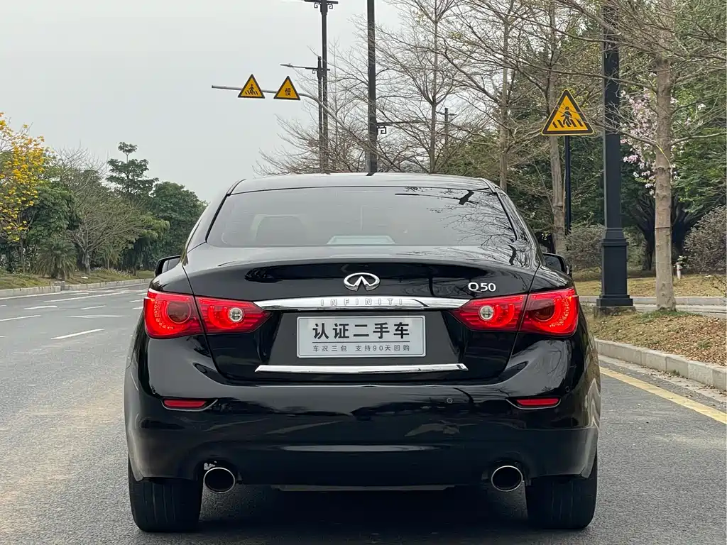 Infiniti Q50L 2018 — фото 8