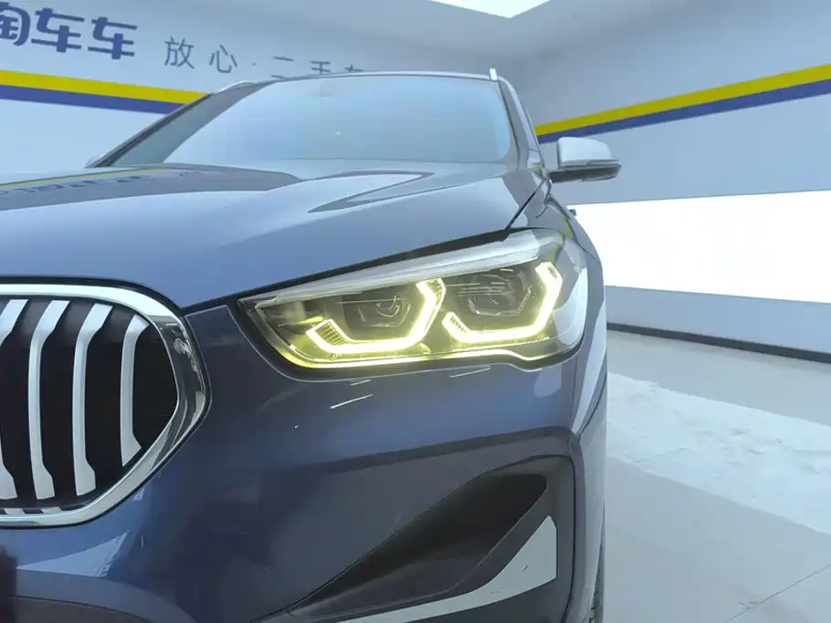 BMW X1 2022 — фото 5