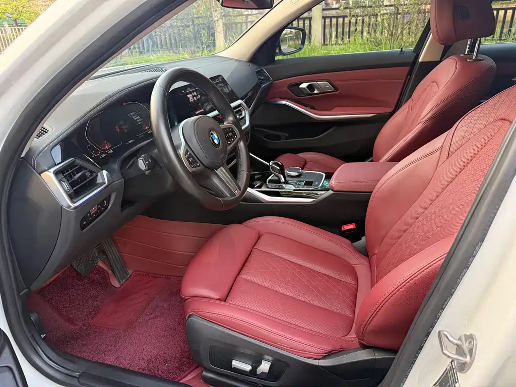 BMW 3 Series 2022