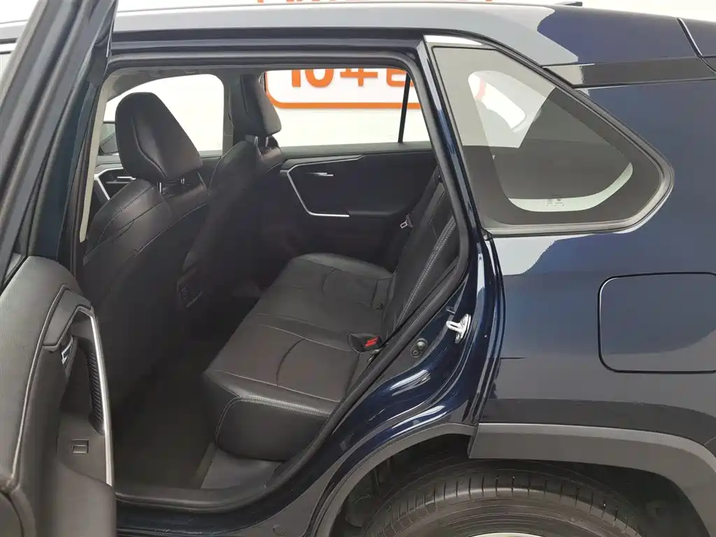 Toyota Wildlander 2022 — фото 15