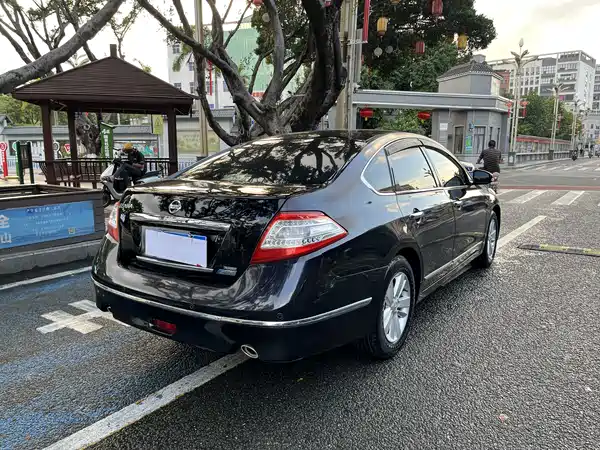 Nissan Teana 2010