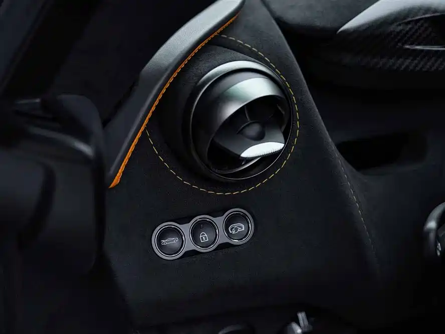 McLaren 720S 2018 — фото 28