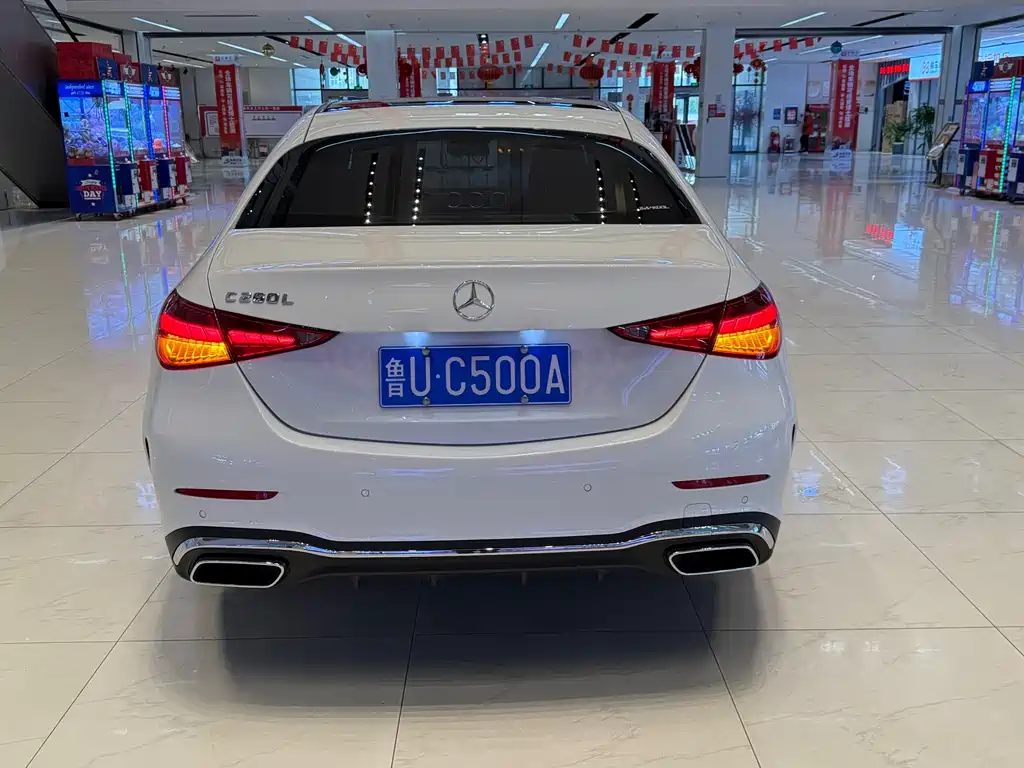 Mercedes-Benz C-Class 2023 — фото 6