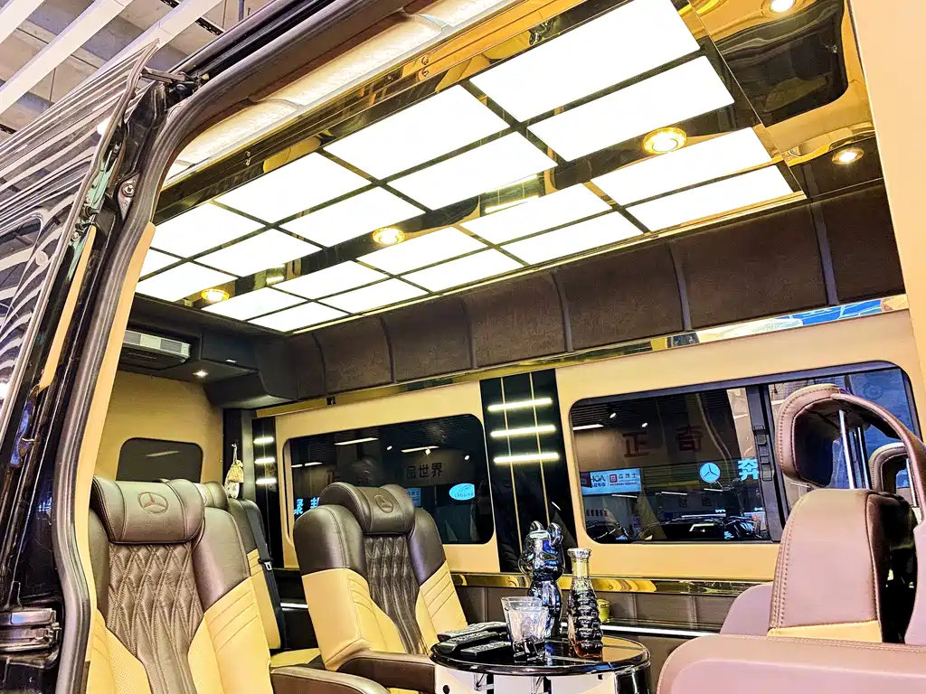 Mercedes-Benz Sprinter 2017 — фото 18
